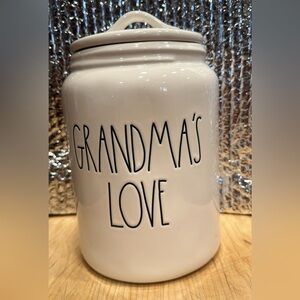 Rae Dunn cookie jar with Grandma’s Love on the front
